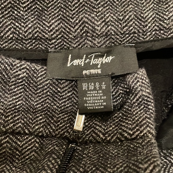 Lord and Taylor Trouser Pants - Picture 4 of 7